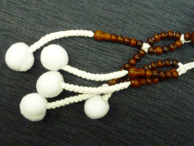 画像: 【栴檀】 （せんだん）綿房 ◇木製念珠