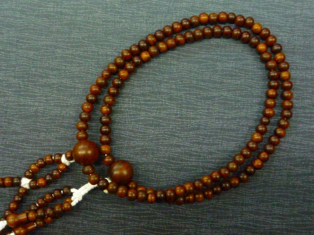 画像: 【栴檀】 （せんだん）綿房 ◇木製念珠